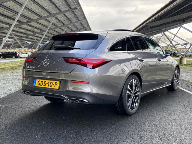 Mercedes-Benz CLA-KLASSE Shooting Brake 180 Star Edition Luxury Line | Panoramadak | Sfeerverlichting | Parkeercamera | Stoelverwarming | LED |