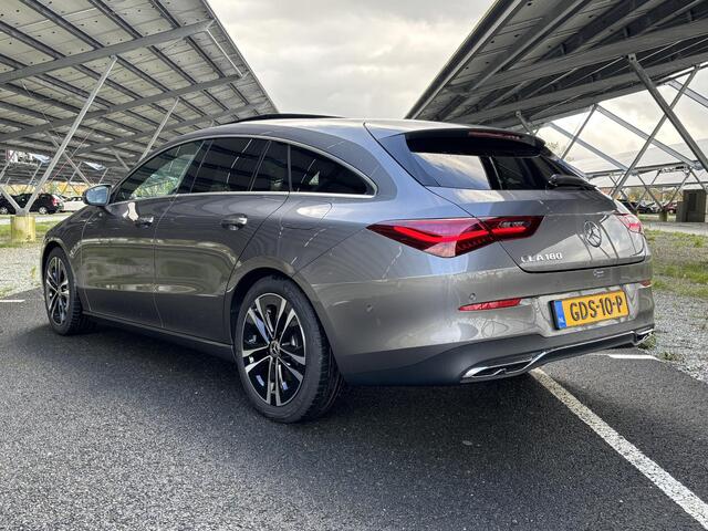 Mercedes-Benz CLA-KLASSE Shooting Brake 180 Star Edition Luxury Line | Panoramadak | Sfeerverlichting | Parkeercamera | Stoelverwarming | LED |