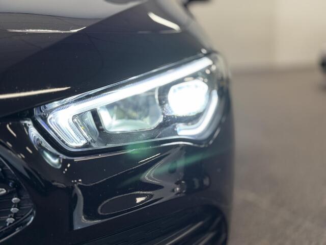 Mercedes-Benz CLA-KLASSE 200 AMG Line NAVIGATIE/CAMERA, PANORAMAM, CRUISE