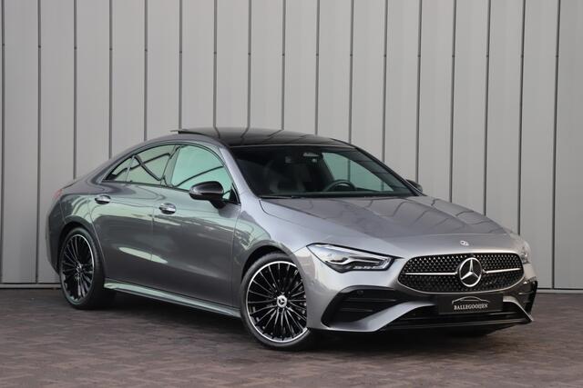 Mercedes-Benz CLA-KLASSE 180 AMG Aut7 | Sfeerverlichting | Pano | Keyles-go | ACC | Stuurverwarming | Led | 2024.
