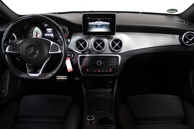 Mercedes-Benz CLA-KLASSE 180 OrangeArt Edition AMG | Clima | Cruise | Pdc