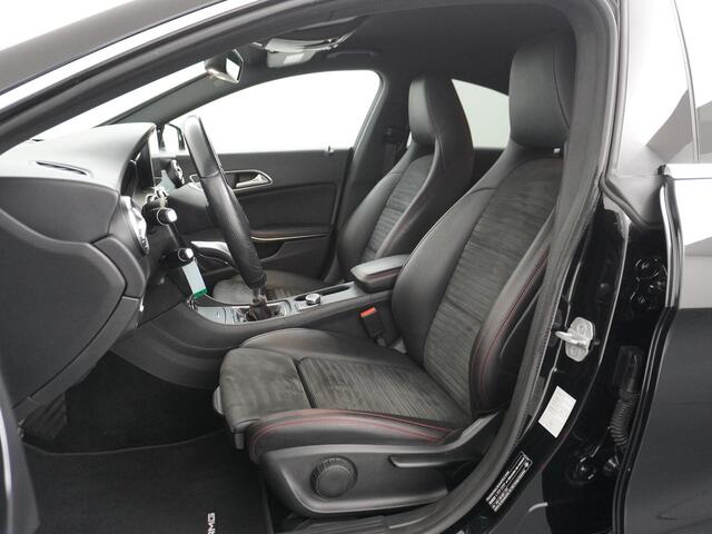 Mercedes-Benz CLA-KLASSE 180 AMG Night Edition Plus