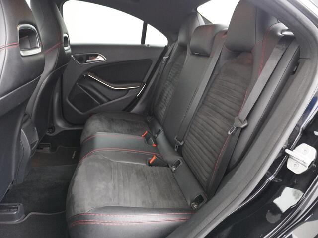 Mercedes-Benz CLA-KLASSE 180 AMG Night Edition Plus