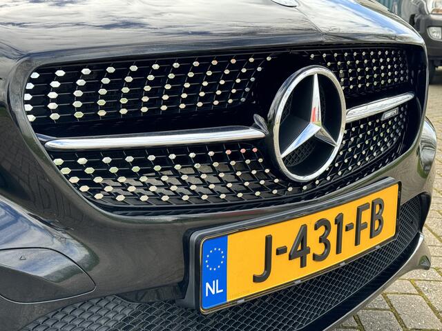Mercedes-Benz CLA-KLASSE 180 d AMG pakket / vol leder / Sport stoelen / Top onderhouden / Navi / Camera / 18'' Hill hold