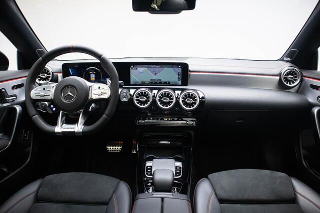 Mercedes-Benz CLA-KLASSE AMG 35 4MATIC Premium Plus 1e eigenaar | NL auto | Schuifdak | Sfeer | Head-up |