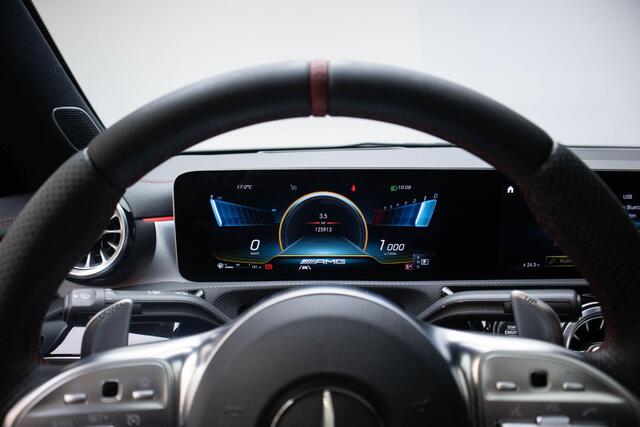 Mercedes-Benz CLA-KLASSE AMG 35 4MATIC Premium Plus 1e eigenaar | NL auto | Schuifdak | Sfeer | Head-up |