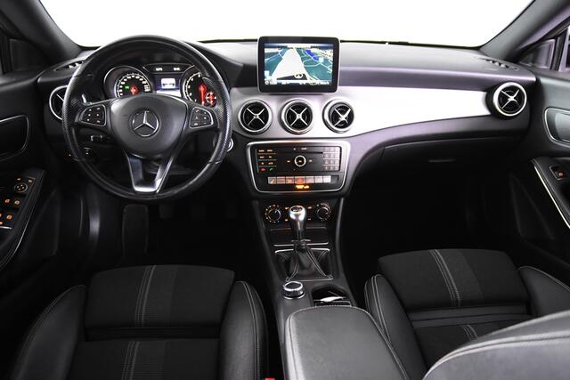 Mercedes-Benz CLA-KLASSE 180 SB Urban*1ste Eigenaar*Ambient verlichting*Stoelverwarming*Parkassist