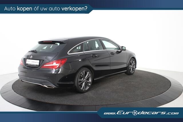 Mercedes-Benz CLA-KLASSE 180 SB Urban*1ste Eigenaar*Ambient verlichting*Stoelverwarming*Parkassist