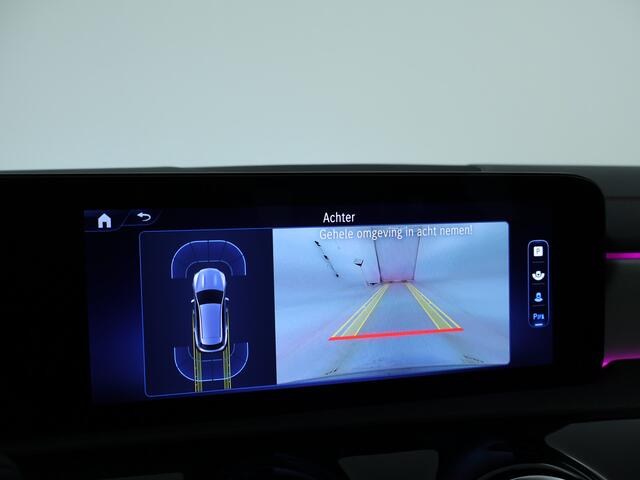 Mercedes-Benz CLA-KLASSE Shooting Brake 180 AMG Line | Achteruitrijcamera | Sfeerverlichting | Apple Carplay | Multispaaks Velgen | Inclusief 24 maanden MB Certified garantie voor Europa.