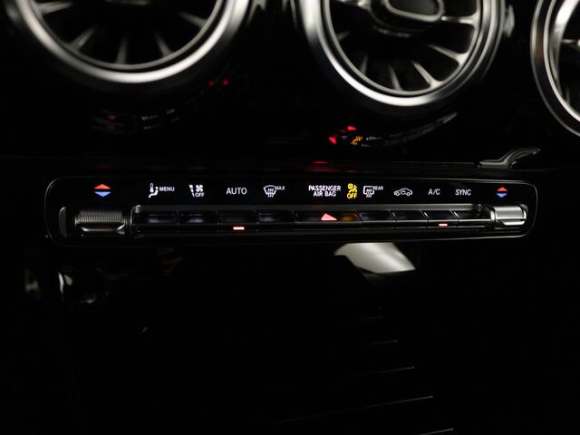 Mercedes-Benz CLA-KLASSE Shooting Brake 200 AMG Line | Trekhaak | Nightpakket | Premium pakket | KEYLESS GO-comfortpakket | Parkeerpakket met achteruitrijcamera | Antidiefstalpakket GUARD 360° Plus |