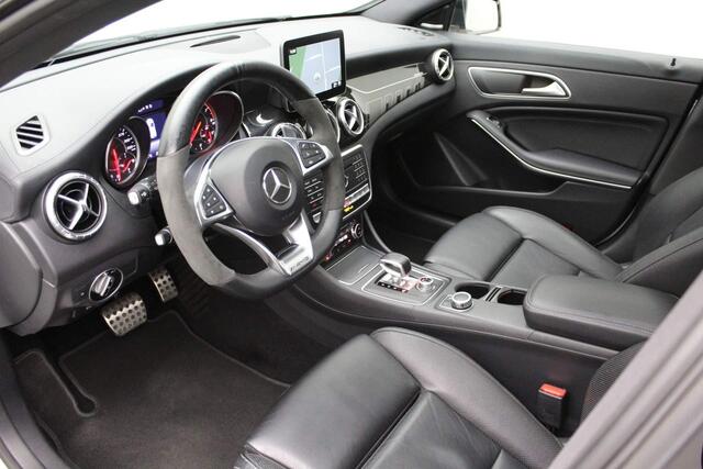 Mercedes-Benz CLA-KLASSE Shooting Brake AMG A 45 4MATIC 2018 | Navigatie | Carplay | Harman Kardon | Schuif/Kantel Dak | Achteruitrij Camera| Parkeersensoren | Stoelverwarming | Stuurwiel Bediening | 2 Sleutels | Boekjes