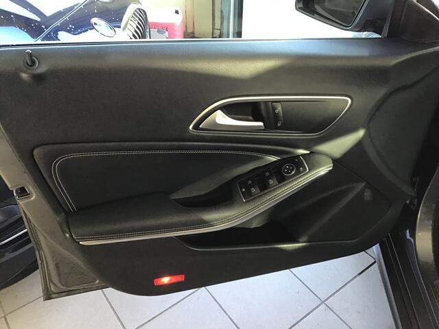 Mercedes-Benz CLA-KLASSE 180 Lease Edit. Plus