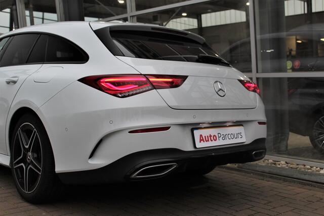 Mercedes-Benz CLA-KLASSE 180 Bns Sol. AMG | Pano|