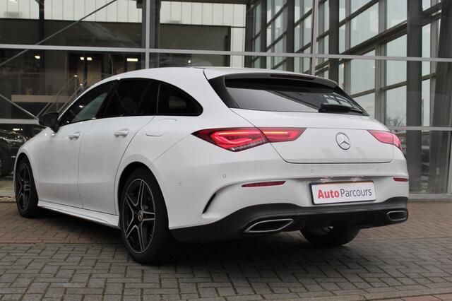 Mercedes-Benz CLA-KLASSE 180 Bns Sol. AMG | Pano|