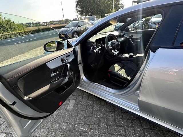 Mercedes-Benz CLA-KLASSE AMG 45 S 4MATIC+ PANO | KUIPSTOELEN | BOVAG!!