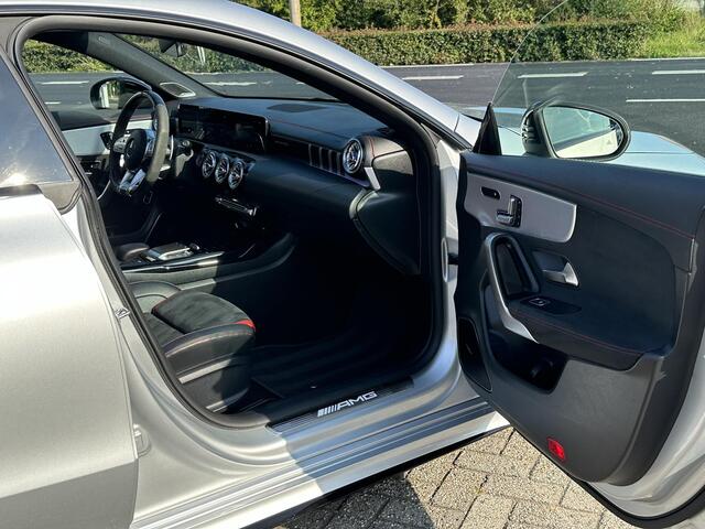 Mercedes-Benz CLA-KLASSE AMG 45 S 4MATIC+ PANO | KUIPSTOELEN | BOVAG!!