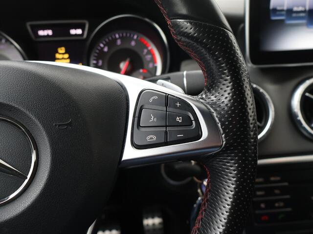 Mercedes-Benz CLA-KLASSE Shooting Brake 180 Ambition | Automaat | Multifunctioneel stuurwiel | Flippers | Automatische verlichting | Bluetooth | Spraakbediening | Navi FullMap | Parkeersensoren | Dynamic Select | Automatische achterklep | Deurvergrendeling | Lm18'' |