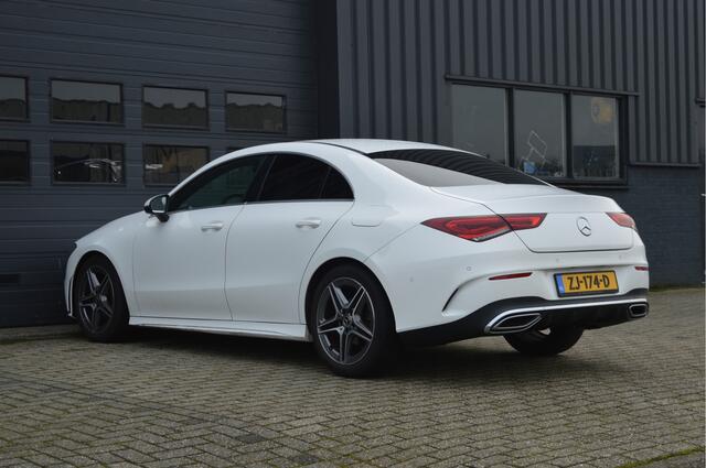 Mercedes-Benz CLA-KLASSE 180 Business Solution AMG | ORG. NL | CAMERA |