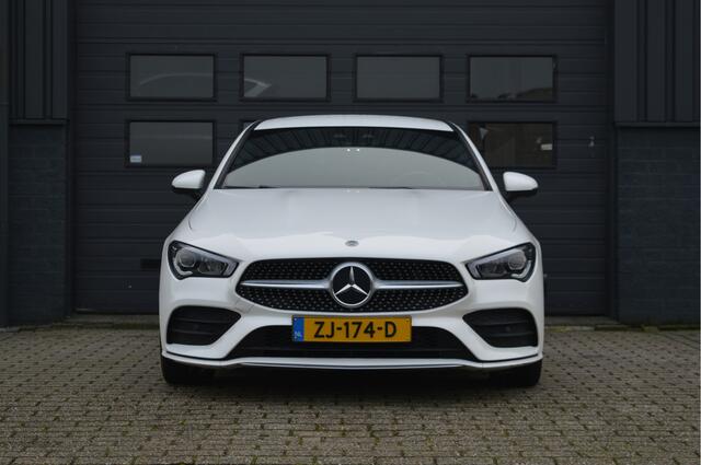 Mercedes-Benz CLA-KLASSE 180 Business Solution AMG | ORG. NL | CAMERA |