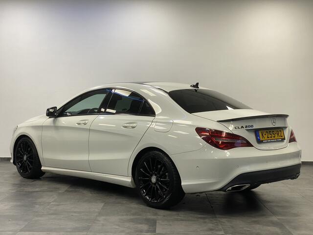 Mercedes-Benz CLA-KLASSE 200 Cruise Navi Achteruitrijcamera Pano Automaat 157PK!