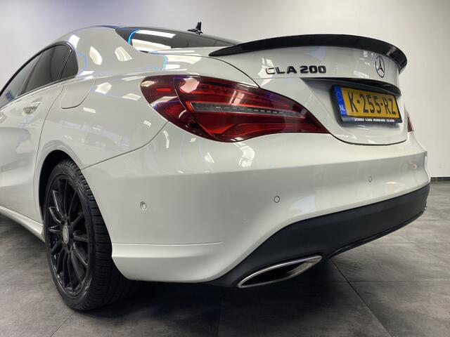 Mercedes-Benz CLA-KLASSE 200 Cruise Navi Achteruitrijcamera Pano Automaat 157PK!