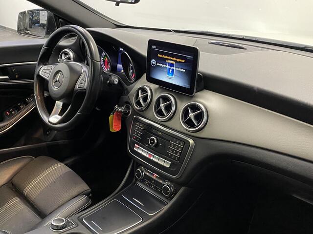 Mercedes-Benz CLA-KLASSE 200 Cruise Navi Achteruitrijcamera Pano Automaat 157PK!