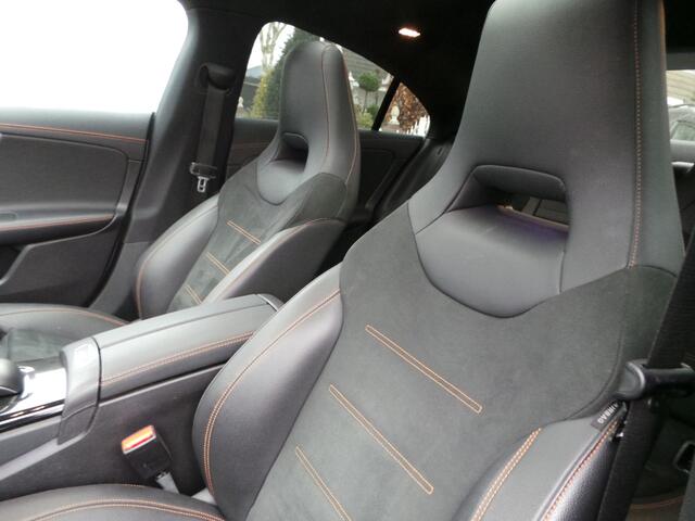 Mercedes-Benz CLA-KLASSE 220 4MATIC Orange Art Edition Pano,Burmester,Stoelverw,Sfeer,Enz