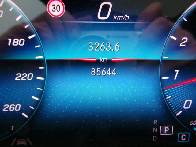 Mercedes-Benz CLA-KLASSE 220 4MATIC Orange Art Edition Pano,Burmester,Stoelverw,Sfeer,Enz