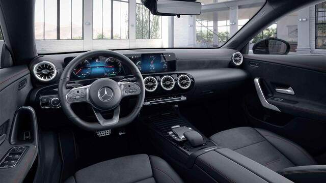 Mercedes-Benz CLA-KLASSE 250 e AMG Line | Panoramadak | Night pakket |