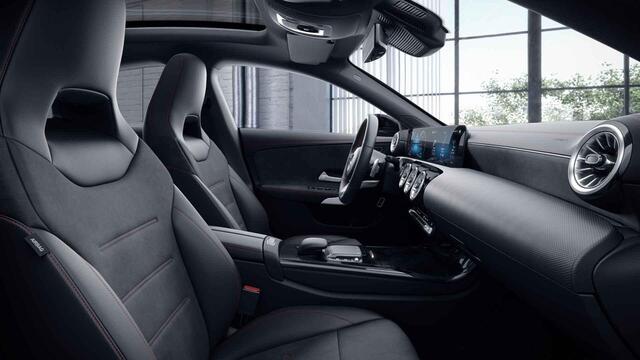 Mercedes-Benz CLA-KLASSE 250 e AMG Line | Panoramadak | Night pakket |