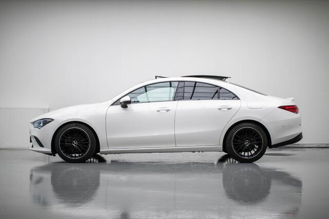 Mercedes-Benz CLA-KLASSE 180 Business Solution | Pano| Unieke Bekleding