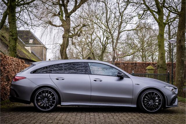 Mercedes-Benz CLA-KLASSE Shooting Brake AMG 35 4MATIC Premium Magno Grey Akrapovic Burmester Panorama Night