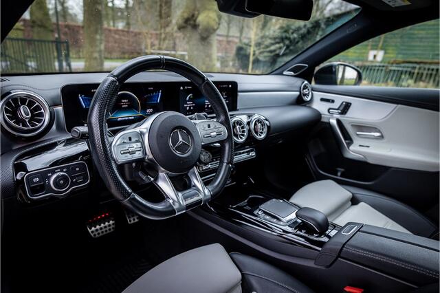 Mercedes-Benz CLA-KLASSE Shooting Brake AMG 35 4MATIC Premium Magno Grey Akrapovic Burmester Panorama Night