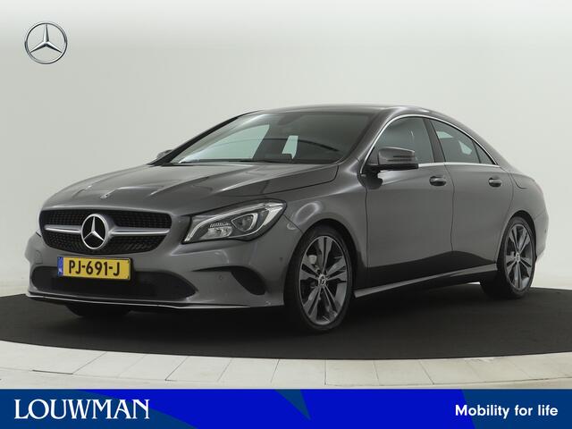Mercedes-Benz CLA-KLASSE 180 Business Solution | Trekhaak | Navigatie | Camera | Stoelverwarming |