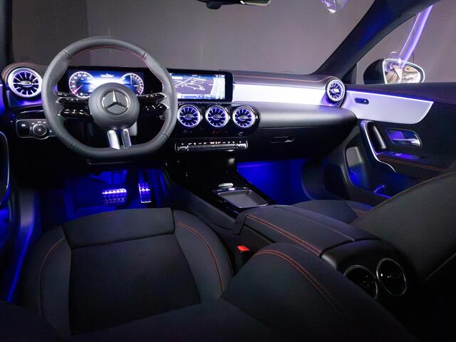 Mercedes-Benz CLA-KLASSE Shooting Brake 250 e AMG Line Premium | Panorama dak
