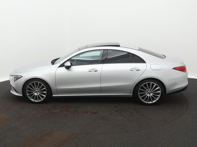Mercedes-Benz CLA-KLASSE 180 BLACK PANORAMADAK CAMERA 19"LMV