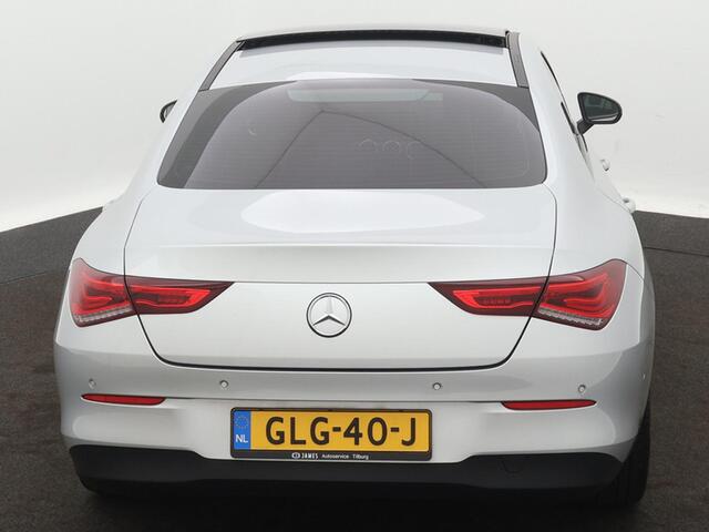 Mercedes-Benz CLA-KLASSE 180 BLACK PANORAMADAK CAMERA 19"LMV