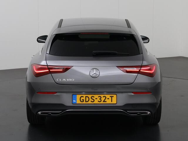 Mercedes-Benz CLA-KLASSE Shooting Brake 180 Star Edition Luxury Line | Keyless Entry | Sfeerverlichting | Elektrische Kofferklep | Stoelverwarming | Achteruitrijcamera |