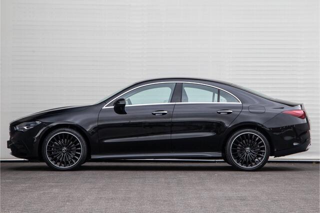 Mercedes-Benz CLA-KLASSE 250 e AMG Facelift, Distronic, Trekhaak, Widescreen, Sfeerverlichting, Hybrid 2024