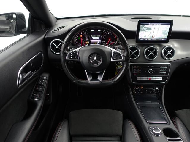 Mercedes-Benz CLA-KLASSE AMG Night Edition Aut- Panoramadak, Xenon Led, Dynamic Select, Camera, Park Assist, Sport Leder Interieur