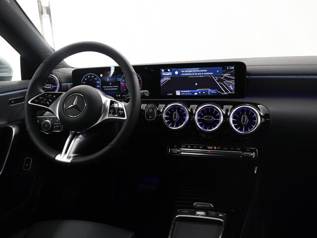Mercedes-Benz CLA-KLASSE 180 Shooting Brake Star Edition Luxu