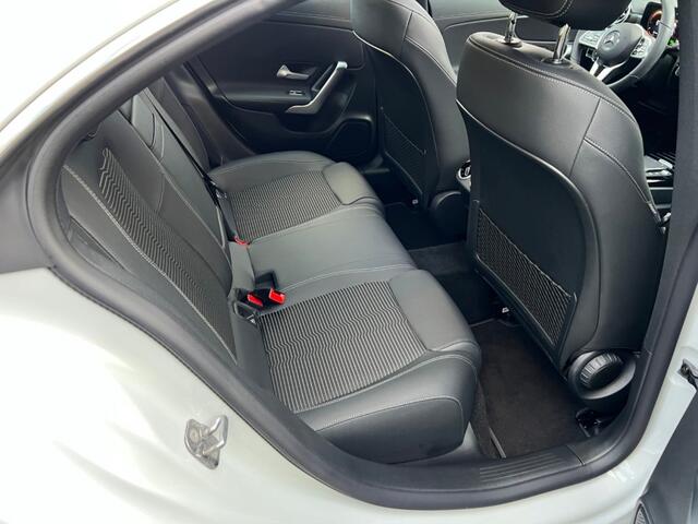 Mercedes-Benz CLA-KLASSE CLA 250E Urban, Panodak, sfeer verl, camera