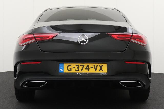 Mercedes-Benz CLA-KLASSE 180 AMG Night-Pakket Camera Sfeerverlichting