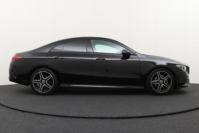Mercedes-Benz CLA-KLASSE 180 AMG Night-Pakket Camera Sfeerverlichting