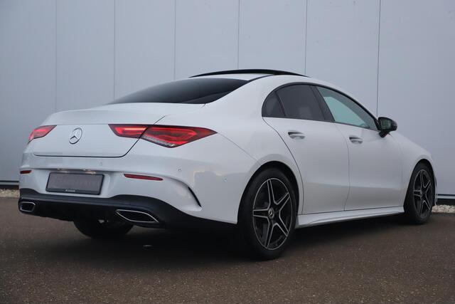 Mercedes-Benz CLA-KLASSE 200 Business Solution AMG Night 164PK Automaat Panoramadak Sfeerverlichting Widescreen 18 inch Navigatie Carplay Camera Full LED Stoelverwarming
