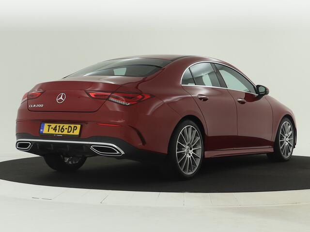 Mercedes-Benz CLA-KLASSE 200 AMG Sportpakket | Keyless Go | Sfeerverlichting | Stoelverwarming | Parkeerpakket met Camera | LED | DAB | Inclusief 24 maanden MB Certified garantie voor Europa.
