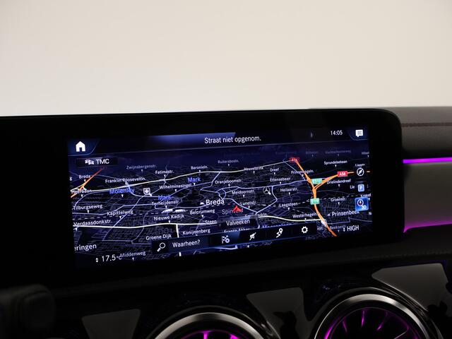 Mercedes-Benz CLA-KLASSE 200 AMG Sportpakket | Keyless Go | Sfeerverlichting | Stoelverwarming | Parkeerpakket met Camera | LED | DAB | Inclusief 24 maanden MB Certified garantie voor Europa.