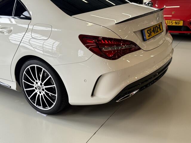 Mercedes-Benz CLA-KLASSE 200 automaat Prestige / AMG pakket / LED *NAP*