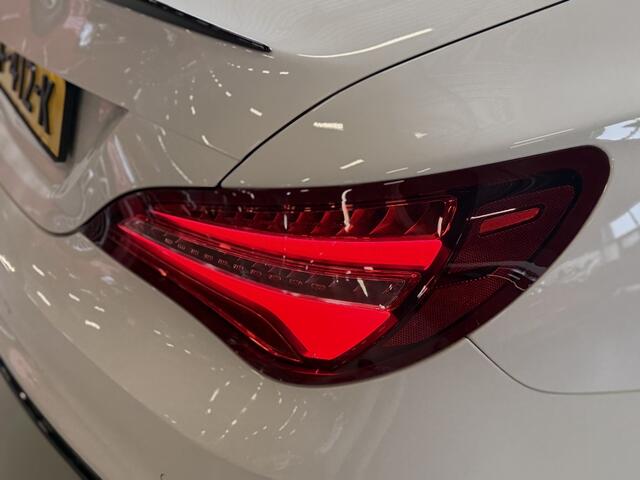 Mercedes-Benz CLA-KLASSE 200 automaat Prestige / AMG pakket / LED *NAP*