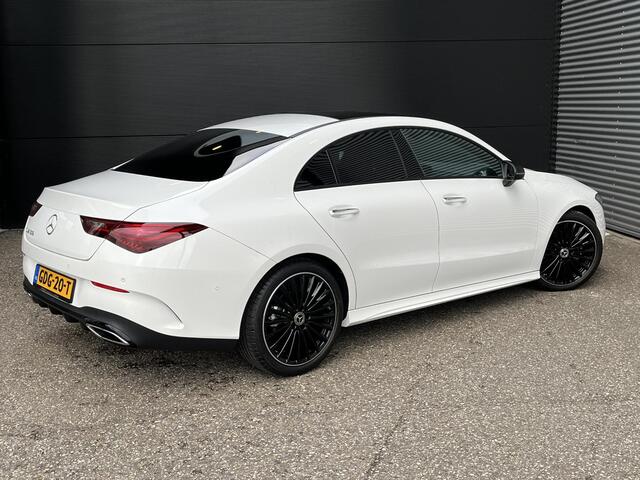 Mercedes-Benz CLA-KLASSE 180 Star Edition AMG Line | Night Pakket | 19 inch Multispaaks AMG Velgen | Panoramadak | MULTIBEAM LED Koplampen | Dodehoekassistent | Apple CarPlay | Android Auto | Sfeerverlichting | Stoelverwarming | Achteruitrijcamera